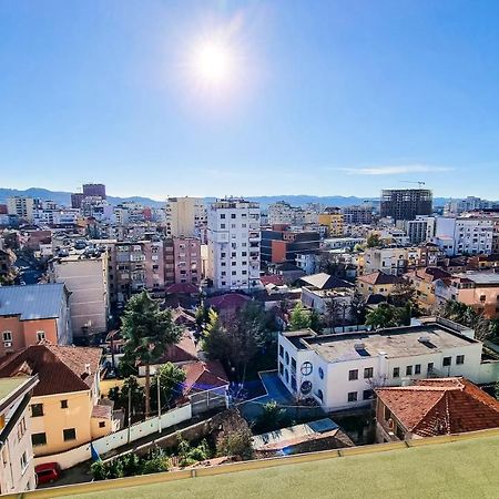 Skyline View 2Br Apartment تيرانا المظهر الخارجي الصورة