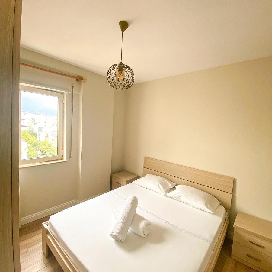 Skyline View 2Br Apartment تيرانا المظهر الخارجي الصورة