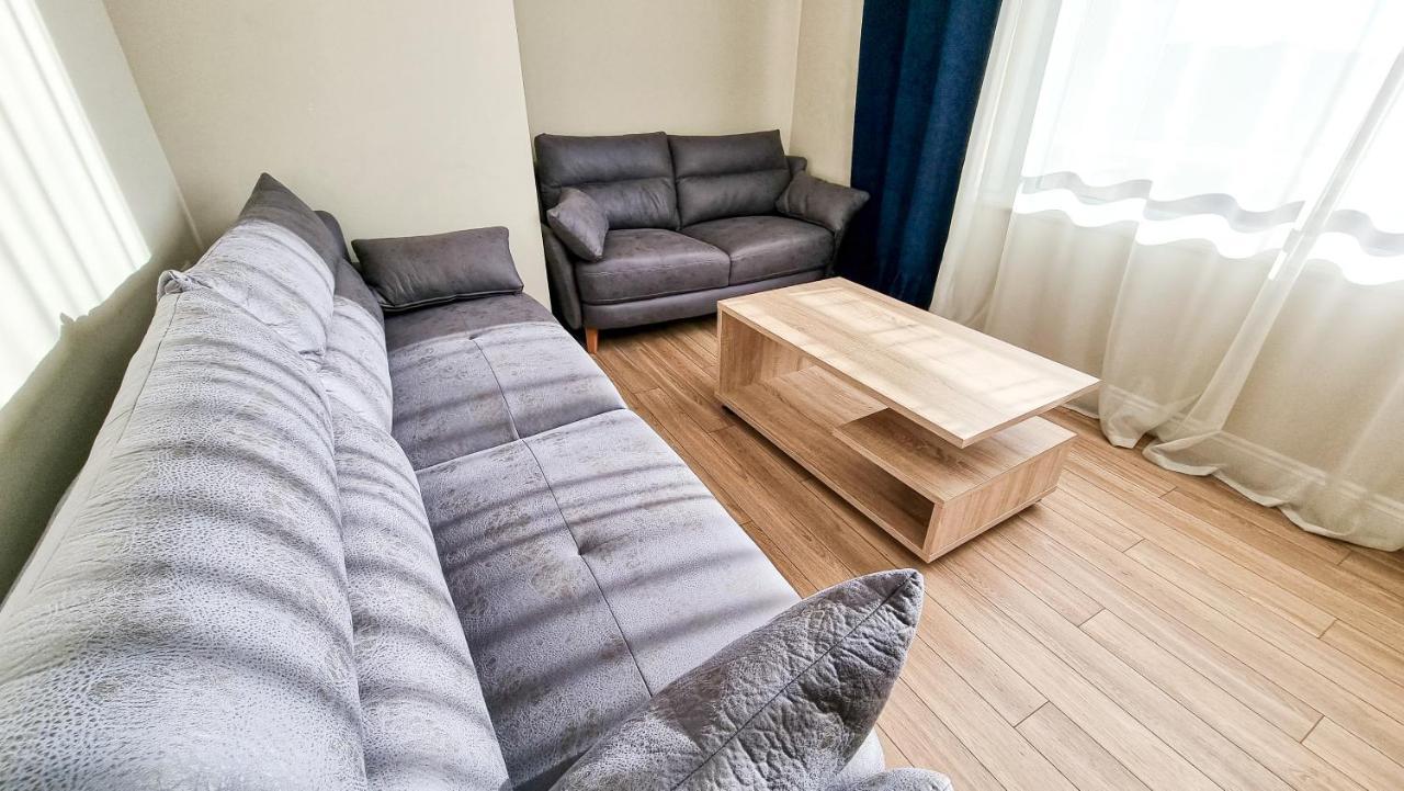 Skyline View 2Br Apartment تيرانا المظهر الخارجي الصورة